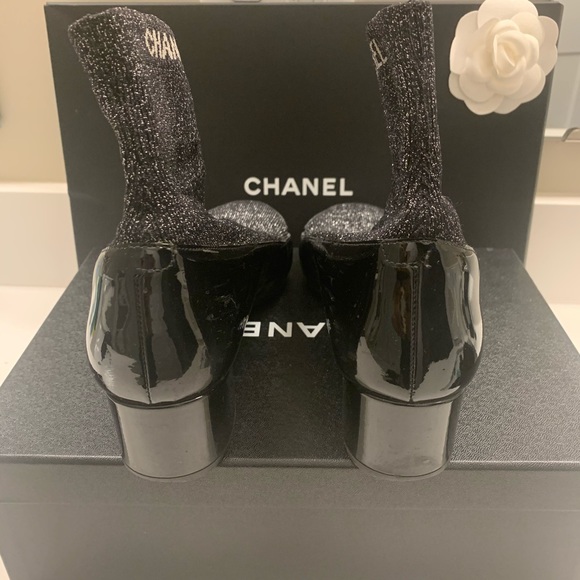 ❤️🖤Authentic Chanel Boots - Picture 3 of 5